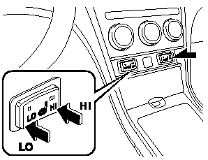 Press the HI or LO side of the seat warmer switch with the ignition is switched