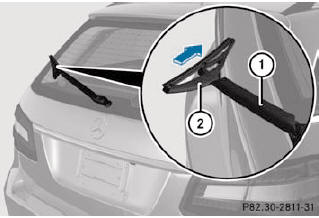 •► Remove the SmartKey from the ignition